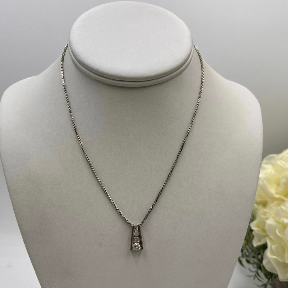 KC Signed 925 Sterling Silver‎ Chain Pave Heart Cubic Zirconia Pendant Necklace
